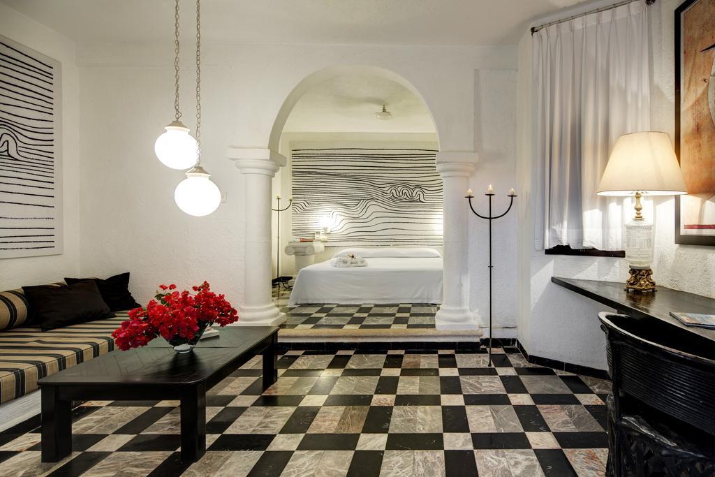 Maya Del Mar On Fifth Avenue Playa del Carmen Exterior photo