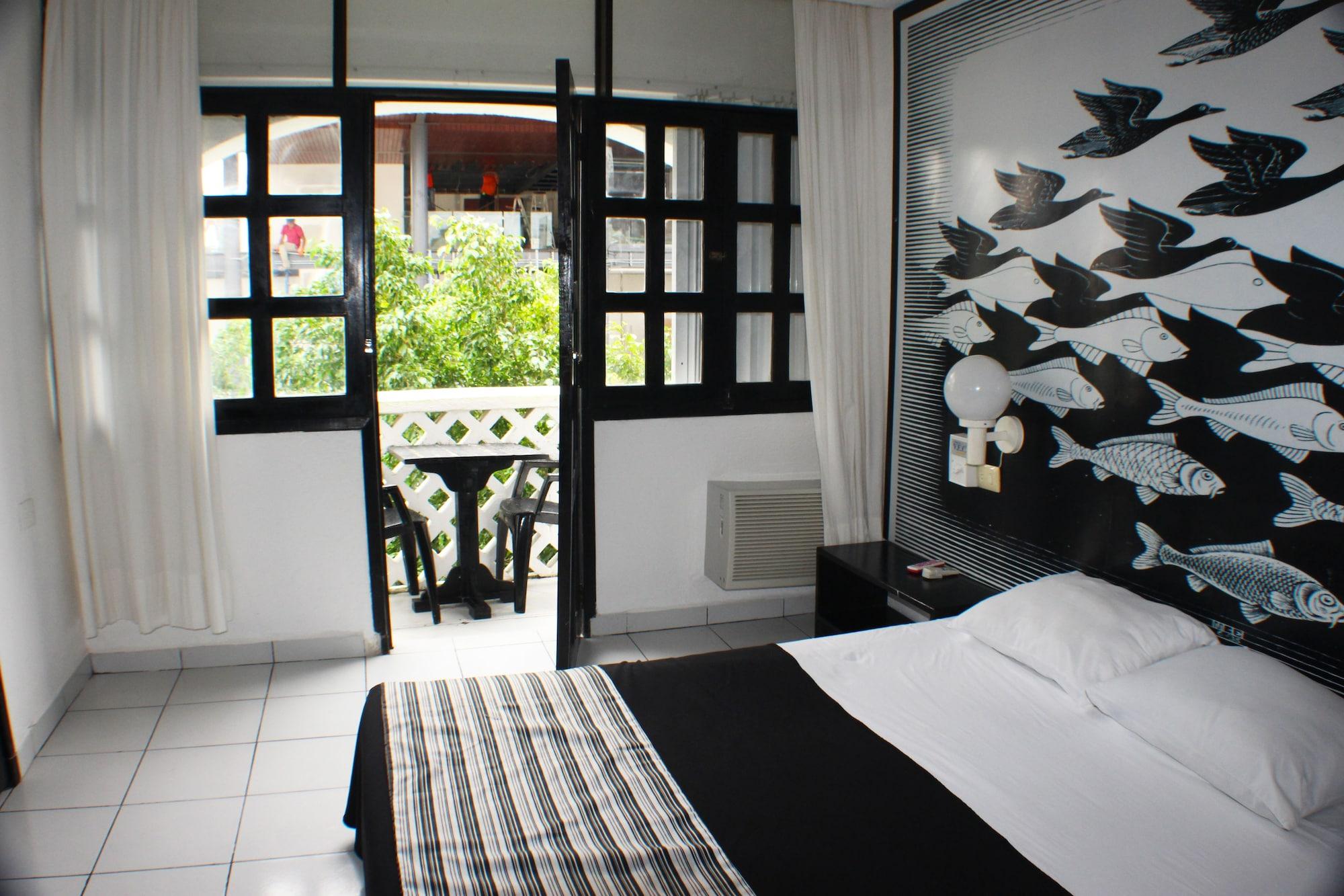 Maya Del Mar On Fifth Avenue Playa del Carmen Exterior photo